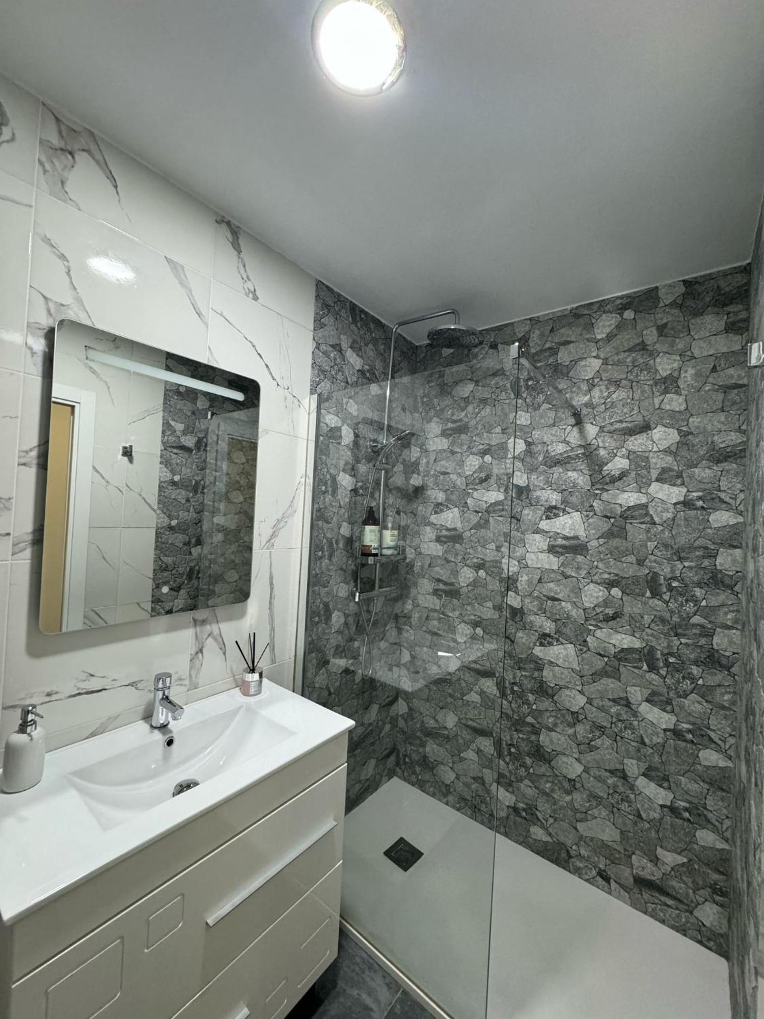 Piso Nuevo A 10 Minutos De San Sebastian Apartamento Lasarte Oria Exterior foto