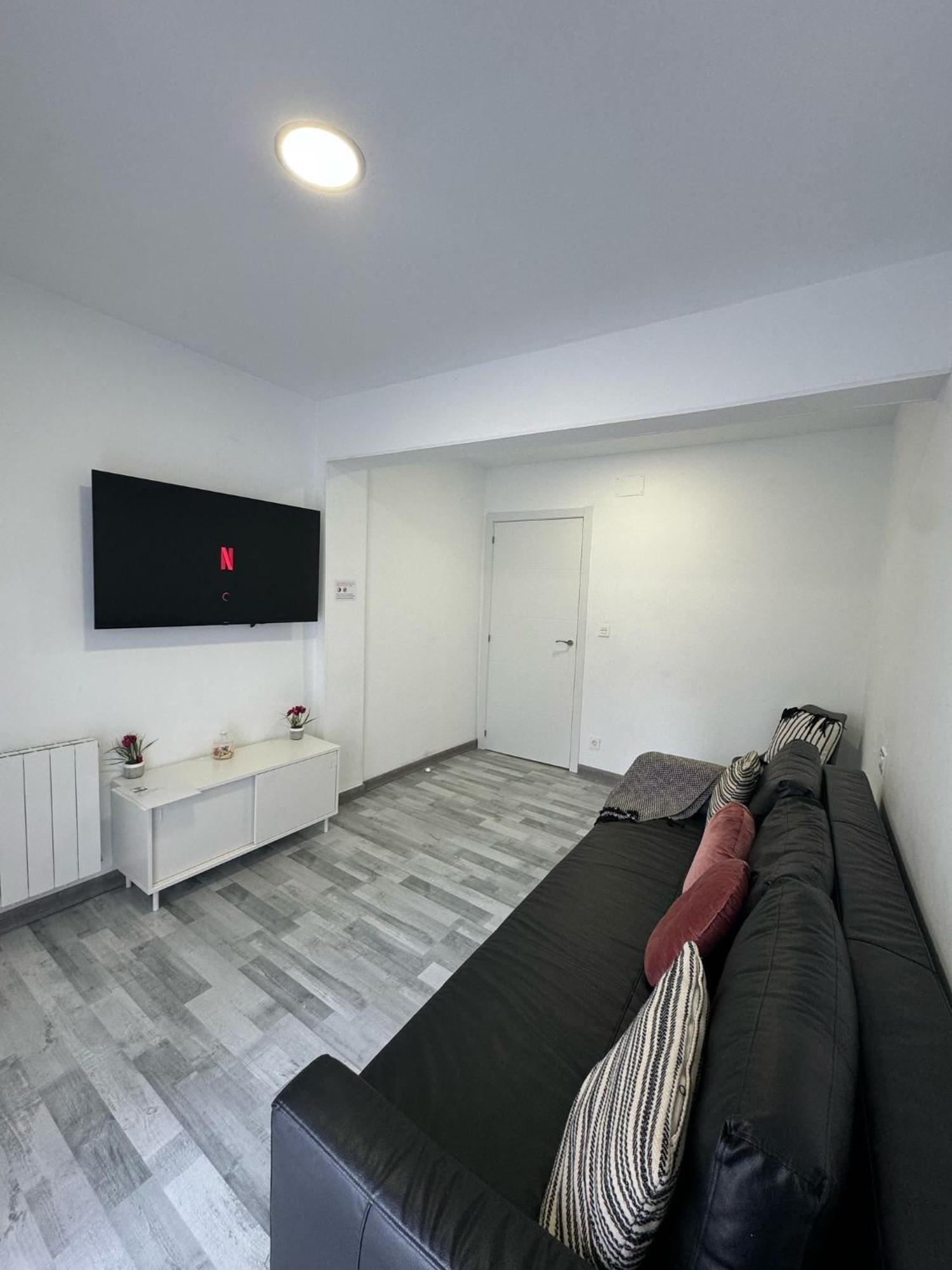 Piso Nuevo A 10 Minutos De San Sebastian Apartamento Lasarte Oria Exterior foto